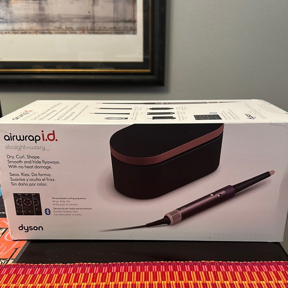 Dyson Airwrap i.d.™ multi-styler and dryer Straight+Wavy NEW in Box